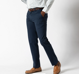 Classic Fit Men's Chinos